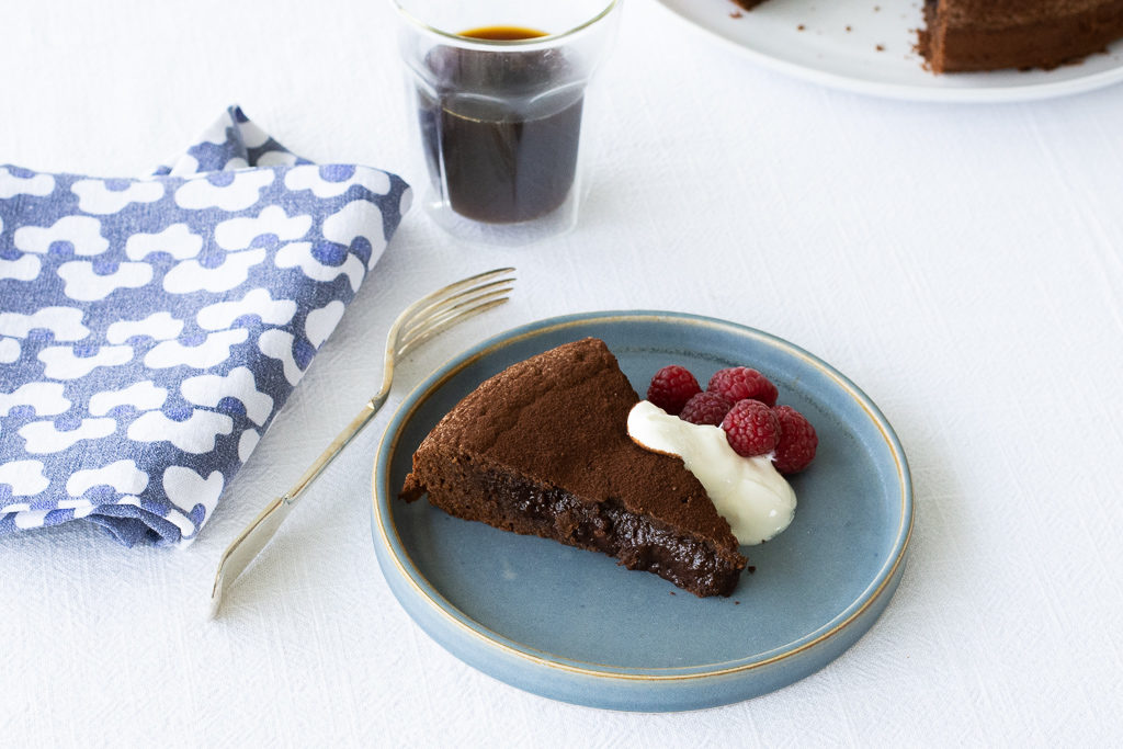 Kladdkaka - Sticky Chocolate Cake