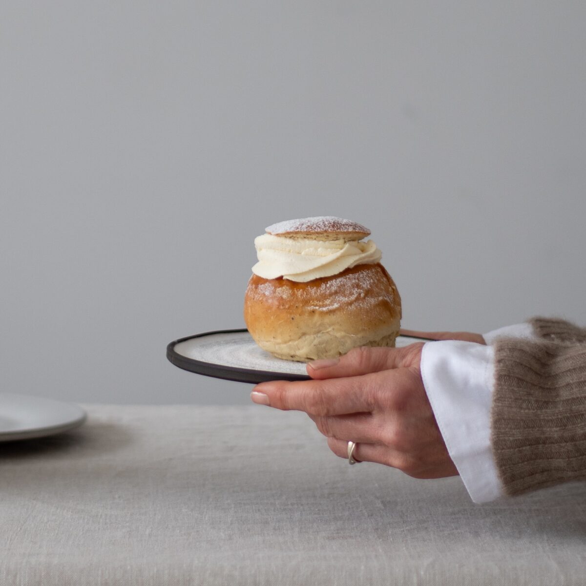 Swedish Semlor (Lent Buns) - Nordic Kitchen Stories