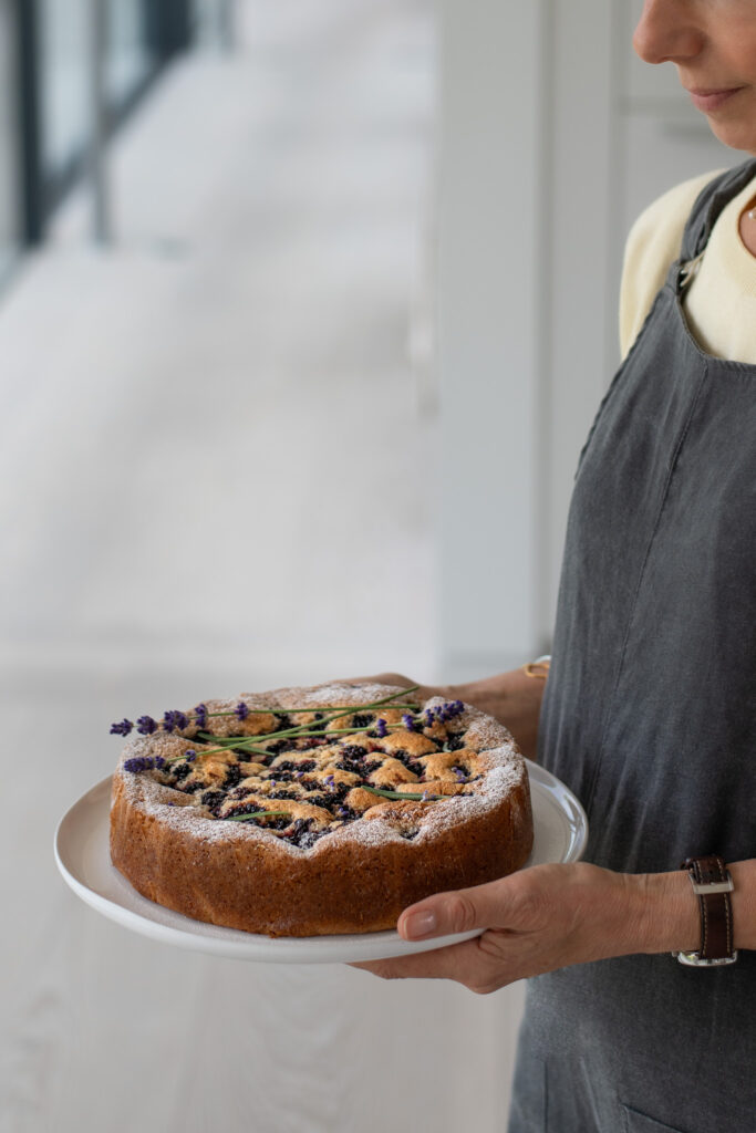 Blackberry, Rye and Spelt Cake